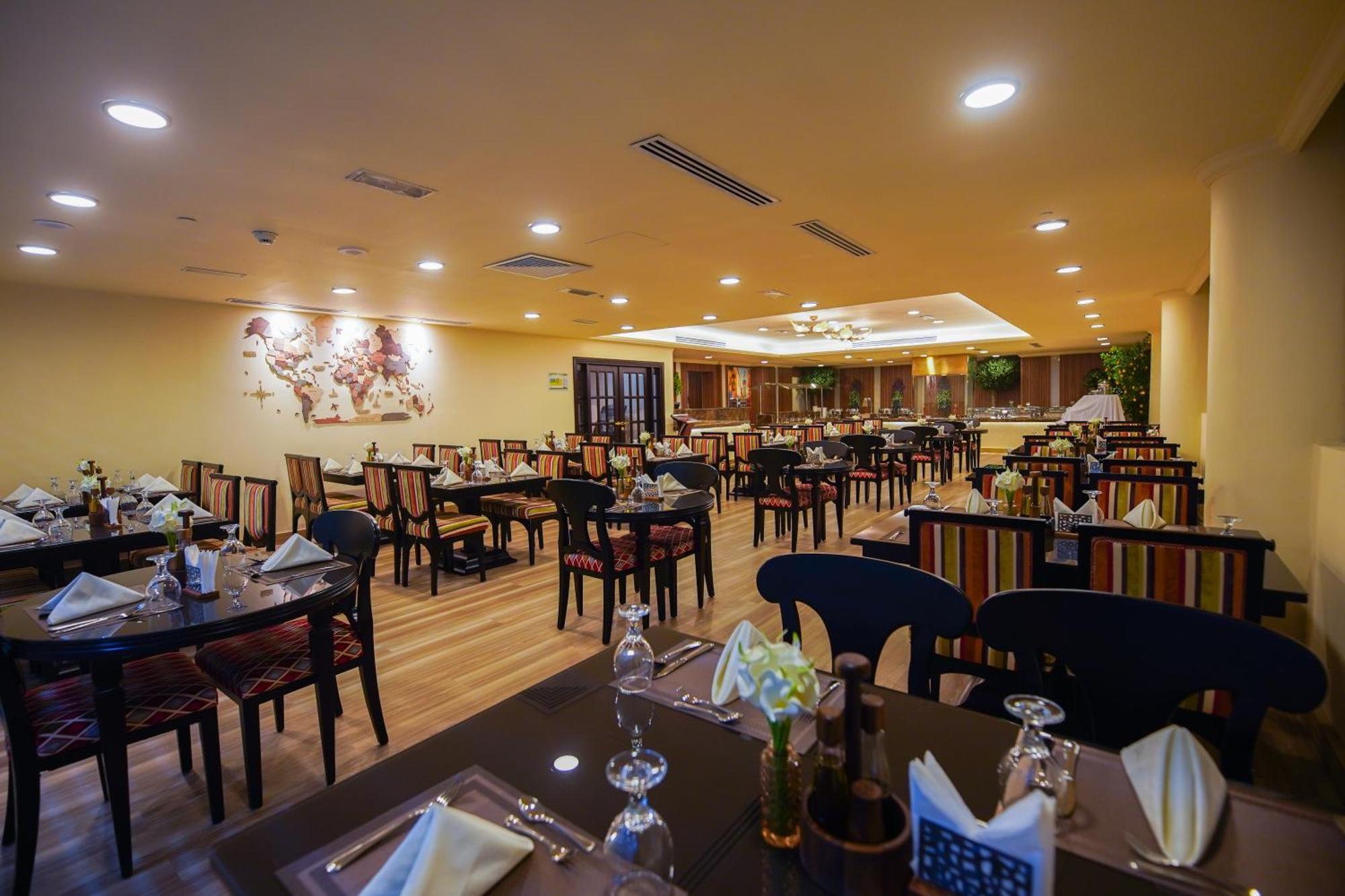 Grand Villaggio Hotel أبو ظبي المظهر الخارجي الصورة