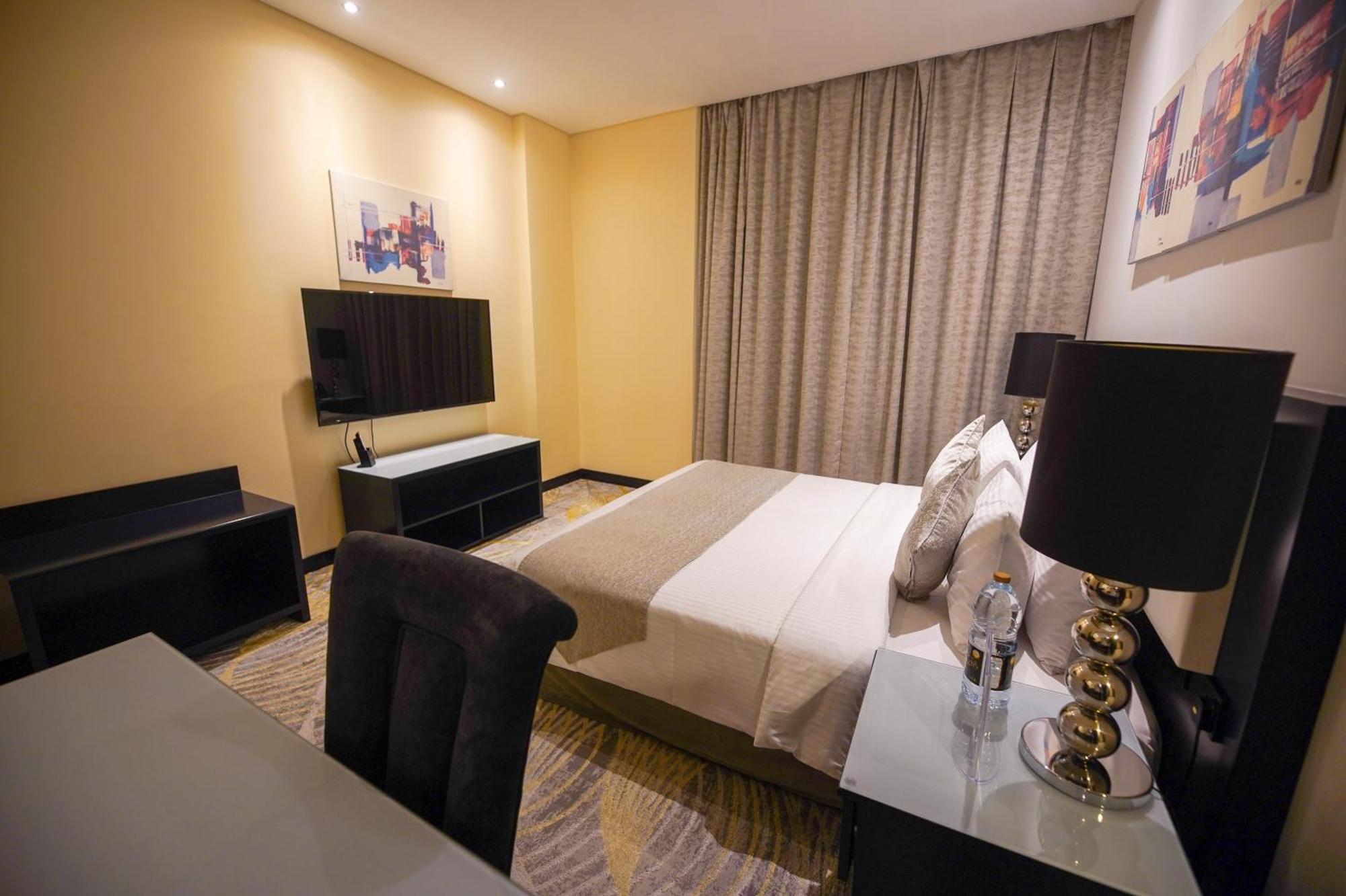 Grand Villaggio Hotel أبو ظبي المظهر الخارجي الصورة
