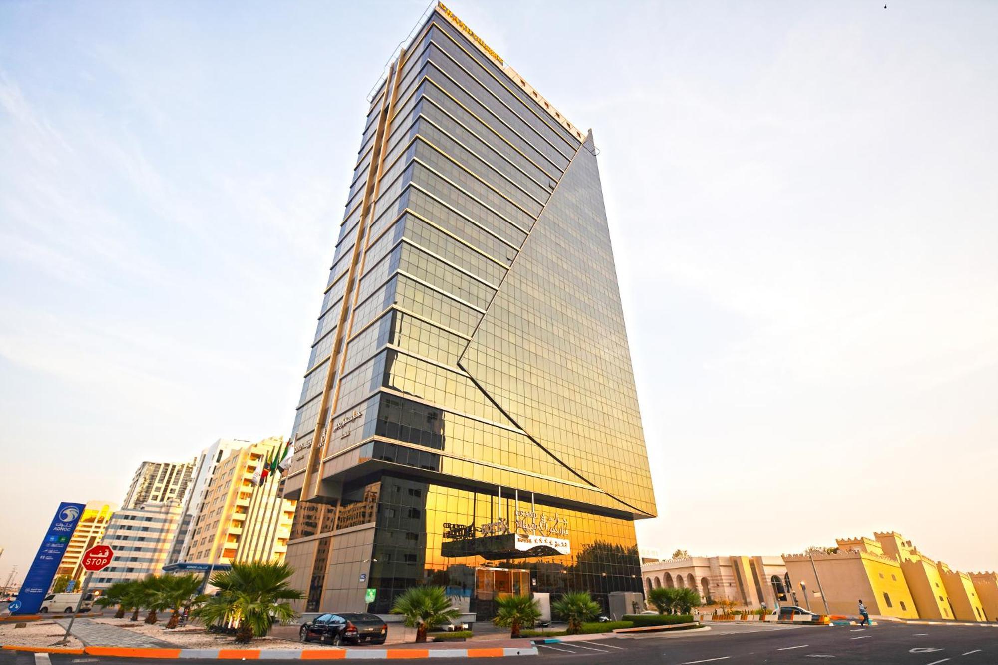 Grand Villaggio Hotel أبو ظبي المظهر الخارجي الصورة