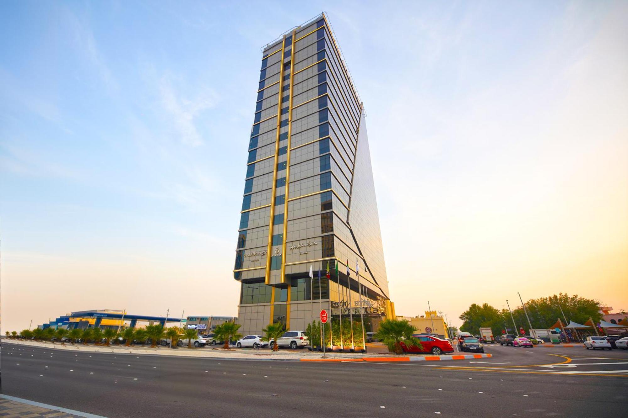 Grand Villaggio Hotel أبو ظبي المظهر الخارجي الصورة